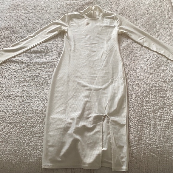 Fashion Nova. Small. White - Picture 1 of 1